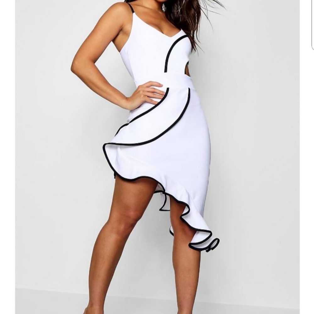 ❌SOLD❌ Contrast Tipping Frill Ruffle Midi Dress